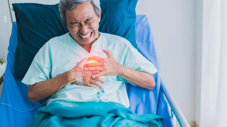 Ngừng tim đột ngột và dấu hiệu cảnh báo!